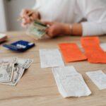 Illustration of How Couples Divide Responsibility for Recurring Monthly Bills