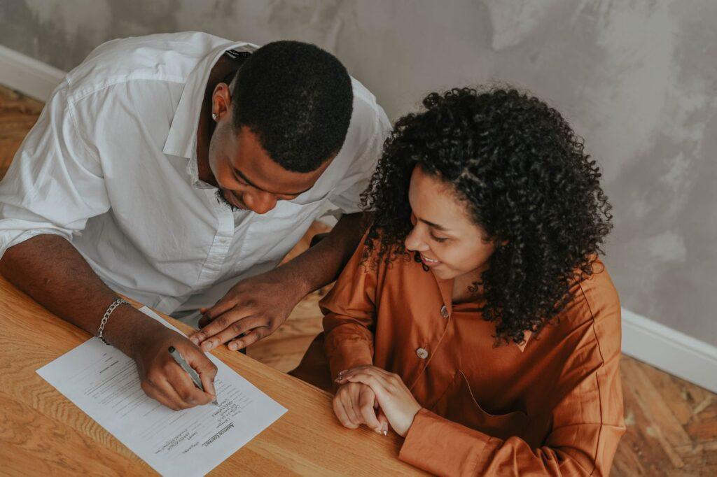 Illustration of How Couples Prepare Financially Before Starting a Family