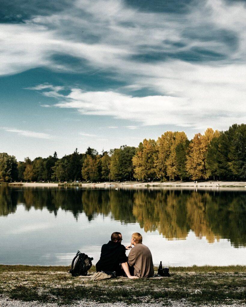 Illustration of The Financial Conversations Couples Often Postpone Until Too Late