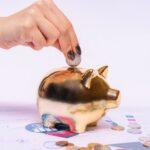 Illustration of The Way Couples Approach Saving for Children's Future Expenses