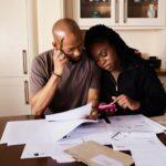 Illustration of The Way Couples Handle Unexpected Medical Expenses Together