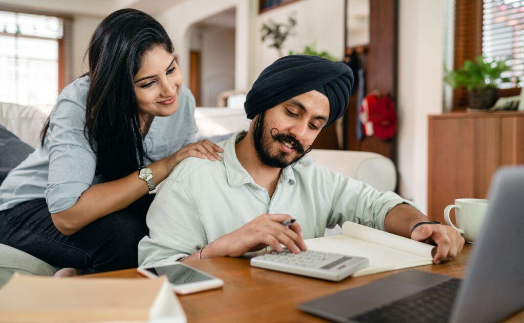 Illustration of The Way Couples Navigate Financial Support for Extended Family